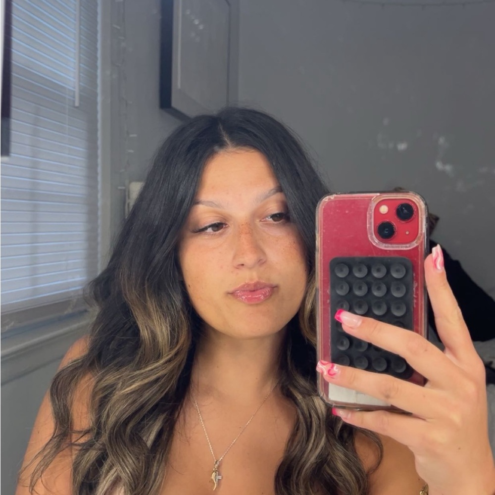 Meet your Posher, Michaela